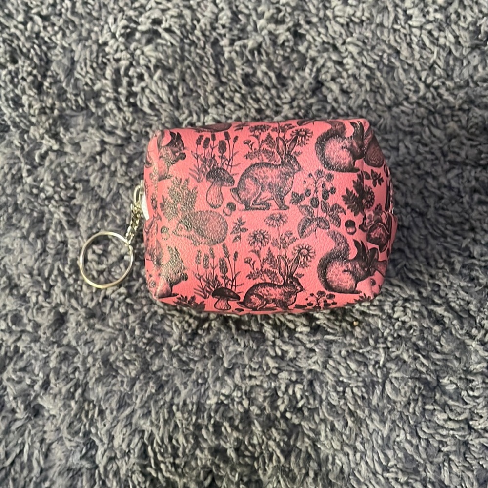 NWOT animal keychain pouch